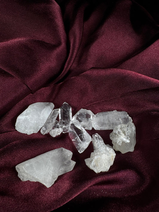 Random Clear Quartz Points