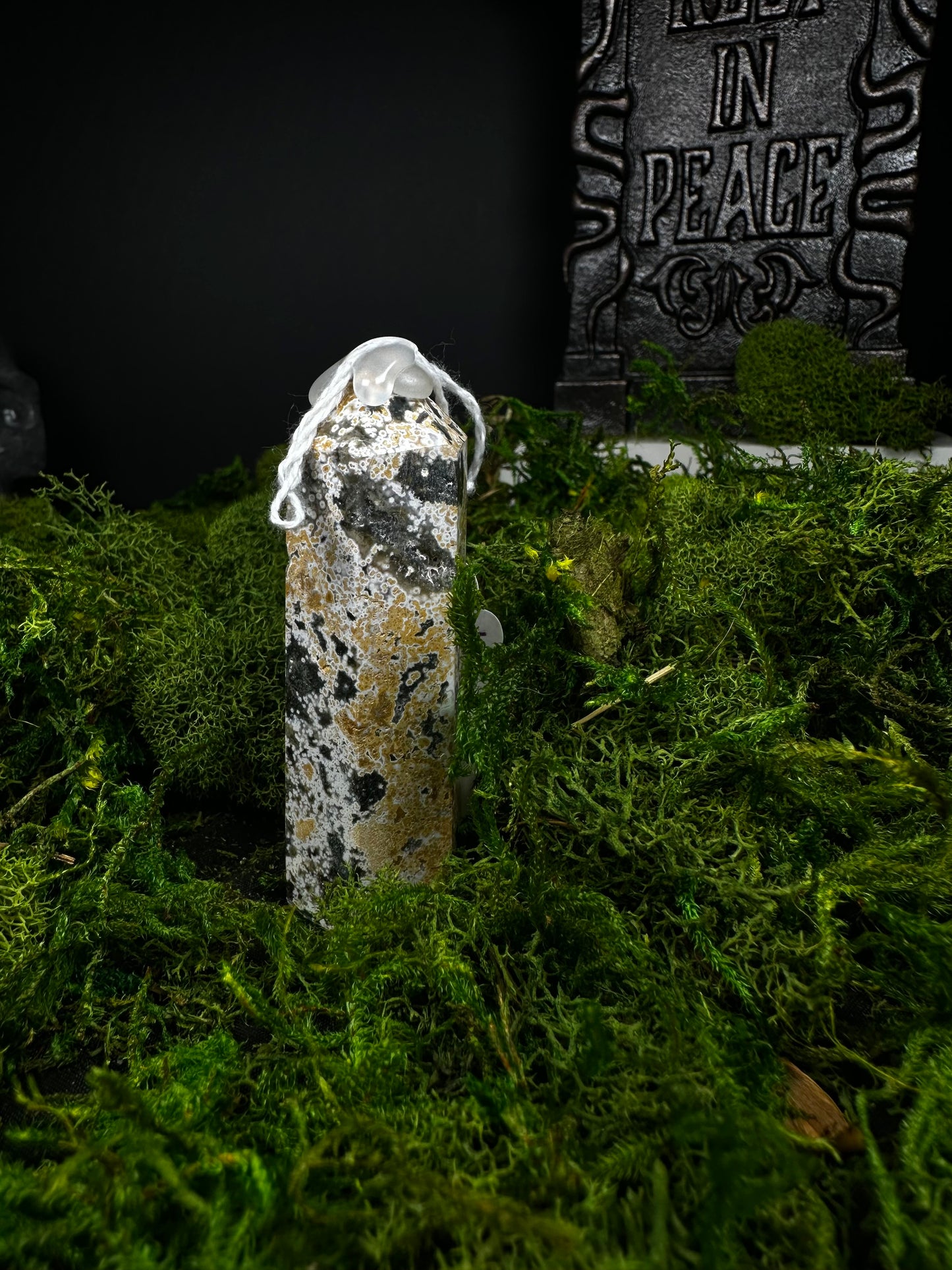 Vein Ocean Jasper Tower