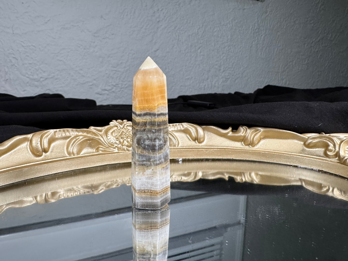 2.5in Zebra Calcite Tower