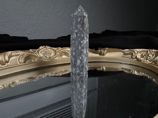 Ocean Grass Agate Tower