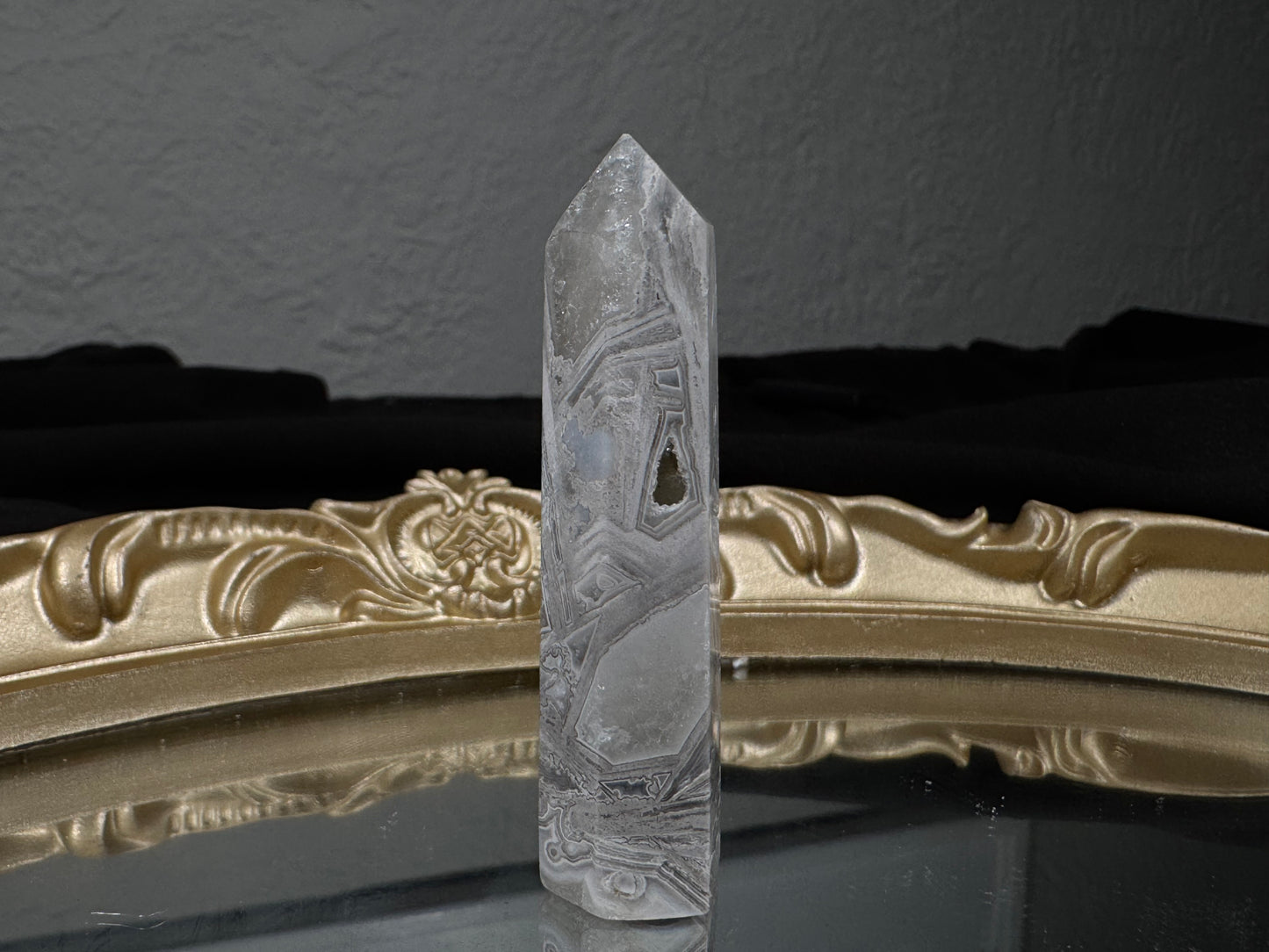 White lace Agate Tower