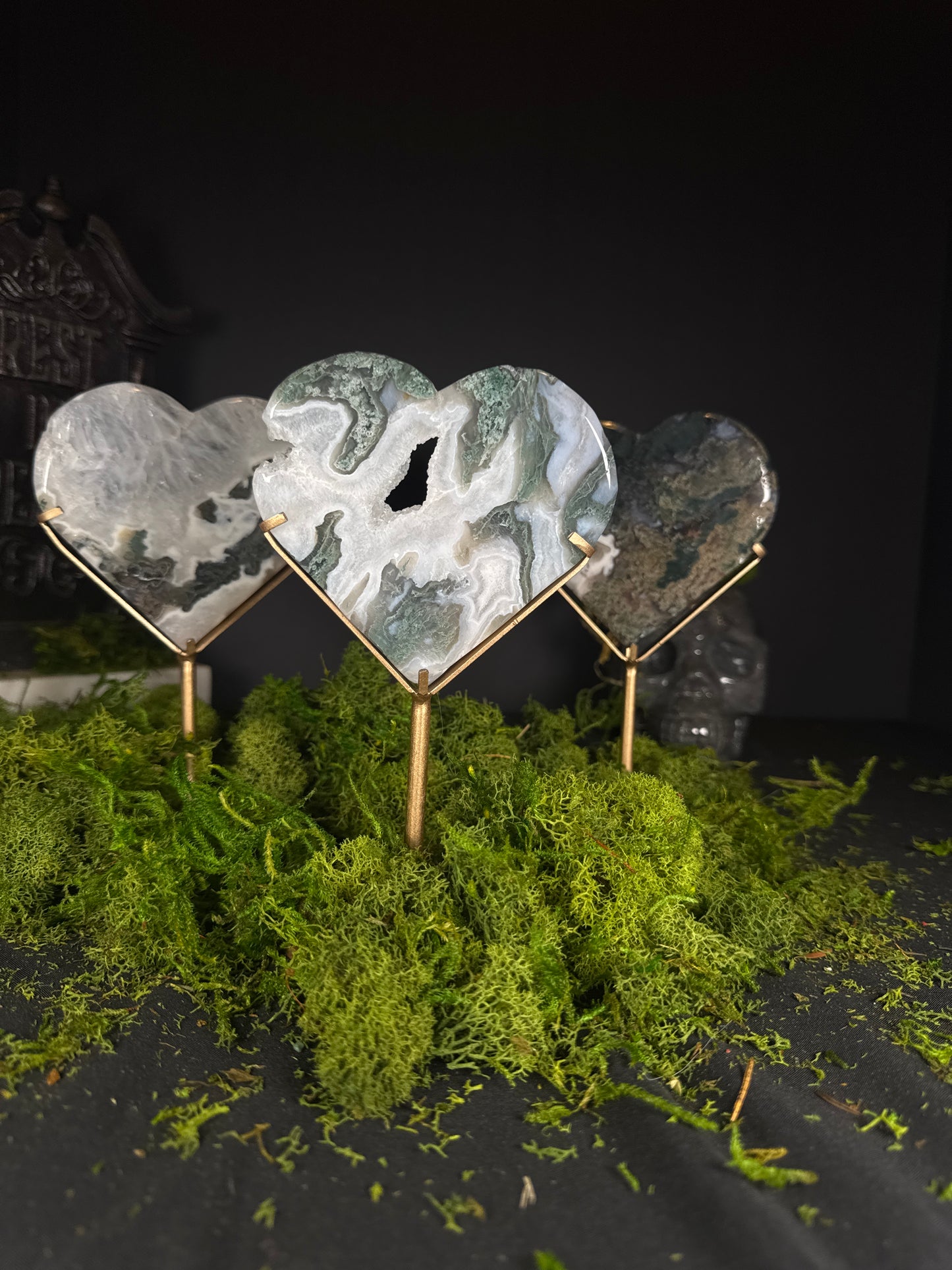 Moss Agate Heart w/ Stand