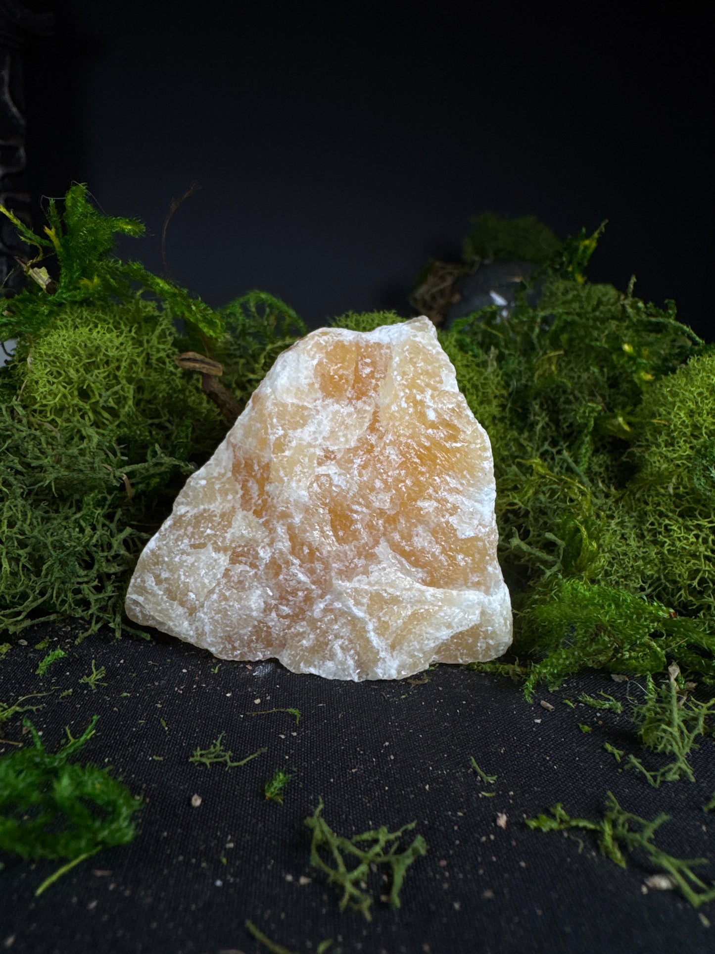 Raw Orange calcite