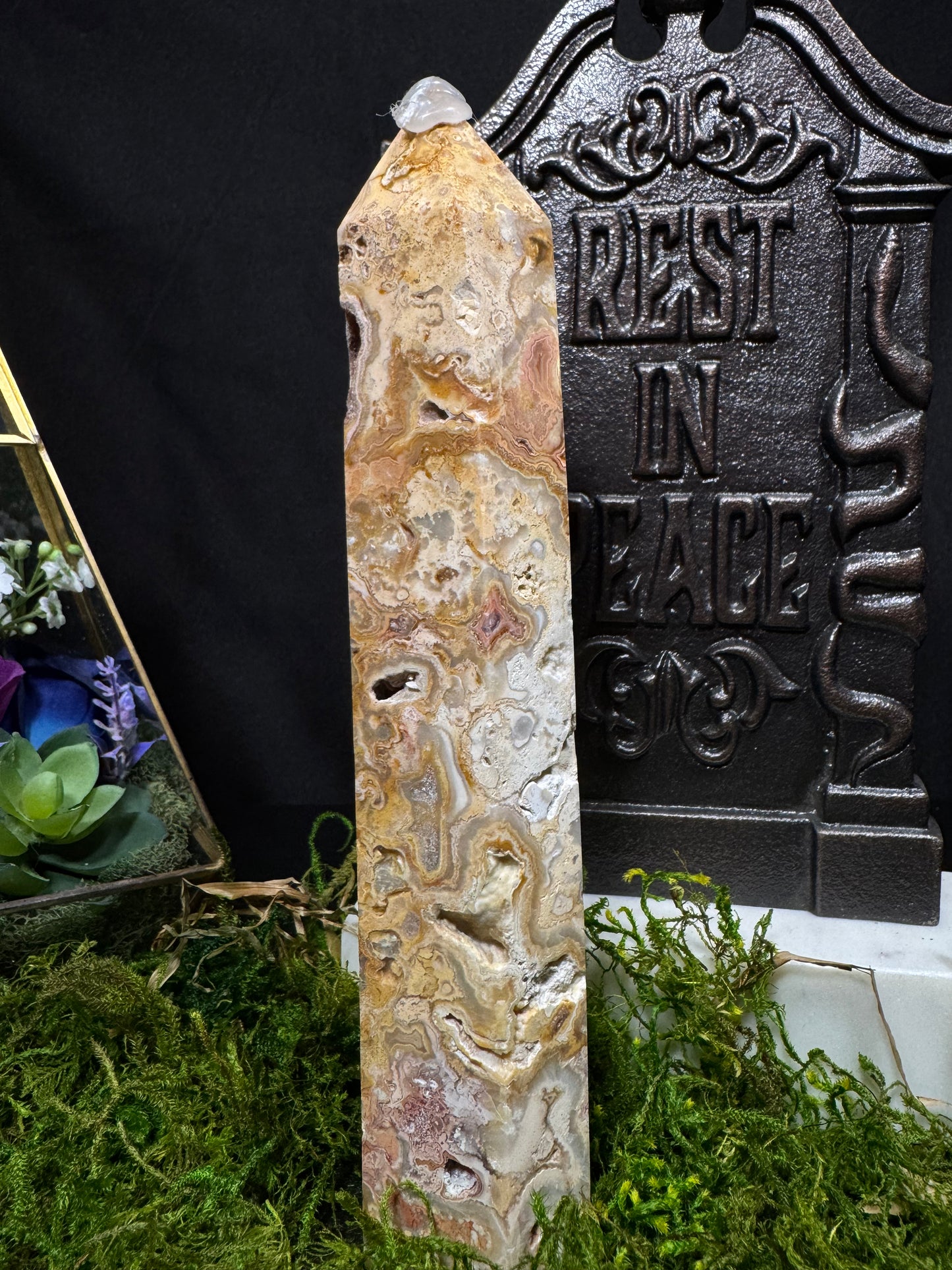 Crazy Lace Agate Tower